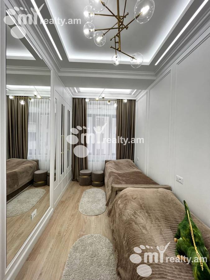 3 bedroom apartment for sale Aram St, Center Yerevan, 157618