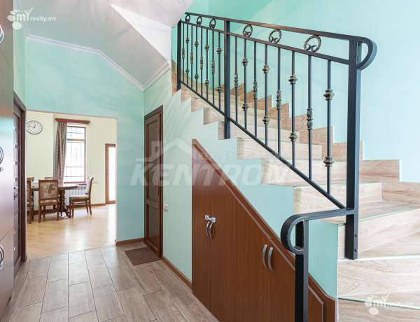 arandznatun-vardzakalutyun-Yerevan-Achapnyak