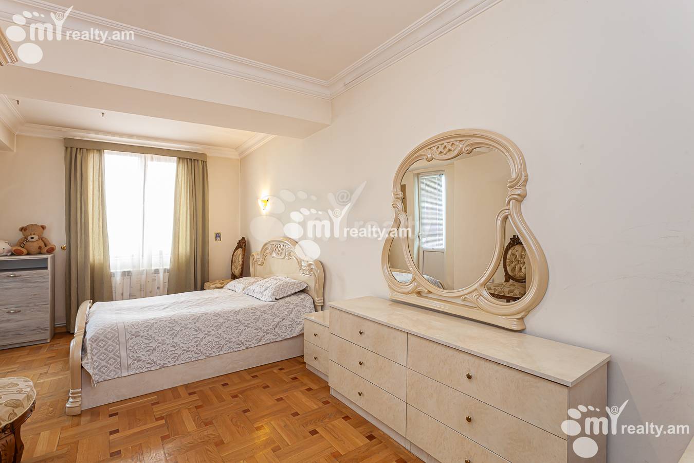 3 bedroom apartment for sale Aygedzor St, Arabkir Yerevan, 153756