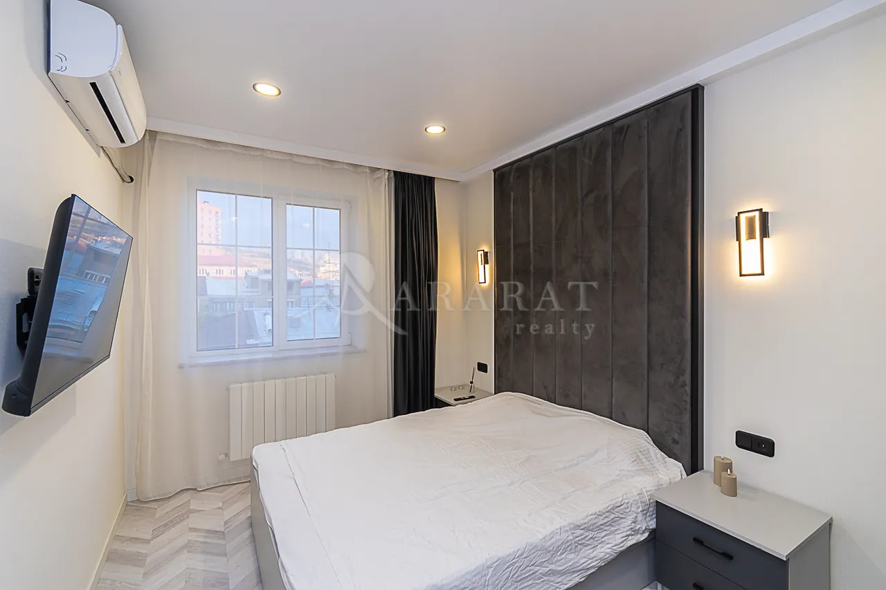 2 bedroom apartment for sale خیابان قازار پارپِتسی, مرکز شهر ایروان, 161874