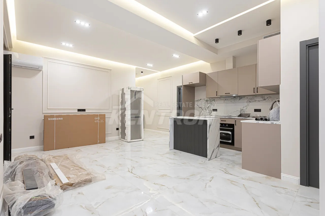 Купить 3 комнатную квартиру Аршакуняц пр, Центр Ереван, 158813