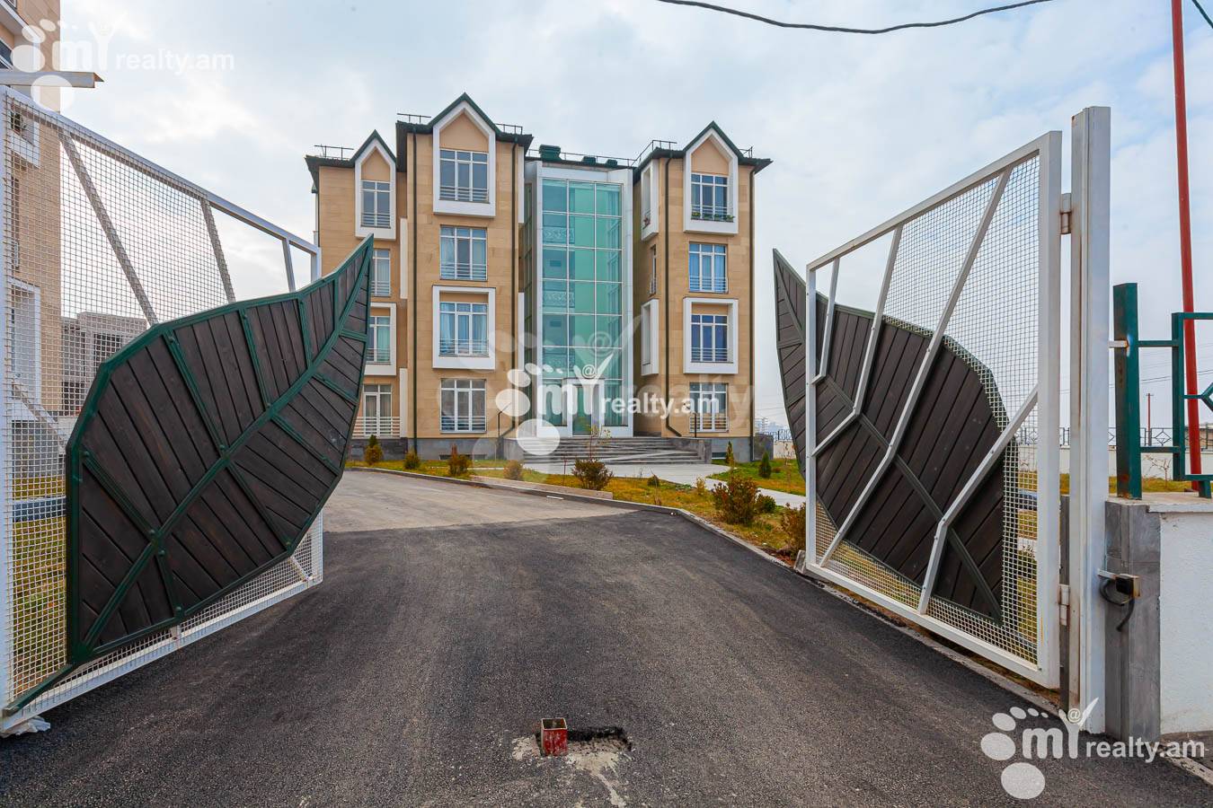 3 սենյականոց բնակարան  Բագրևանդ թաղամաս, Նոր Նորք Երևան, 153782