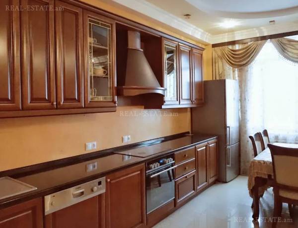 3-senyakanoc-bnakaran-vacharq-Yerevan-Center