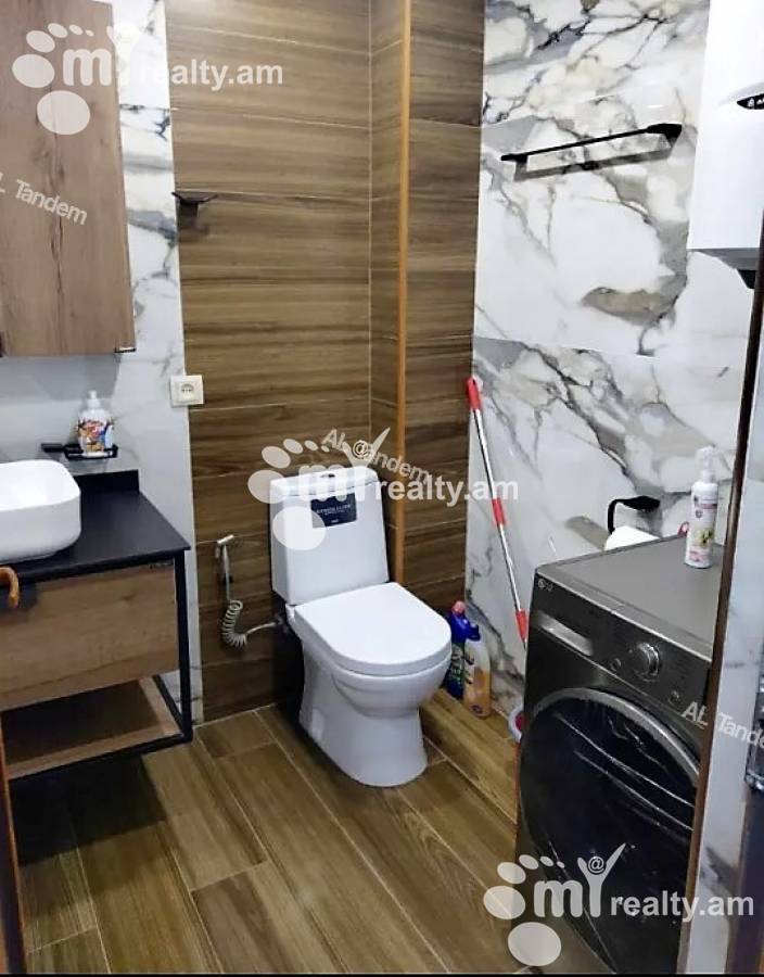 Купить 3 комнатную квартиру Туманян ул, Центр Ереван, 127957