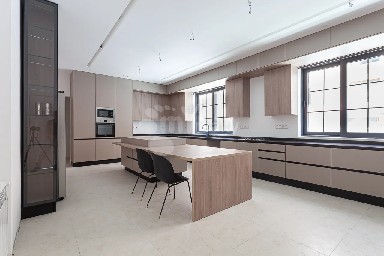 House for rent Antarayin St, Center Yerevan, 158351