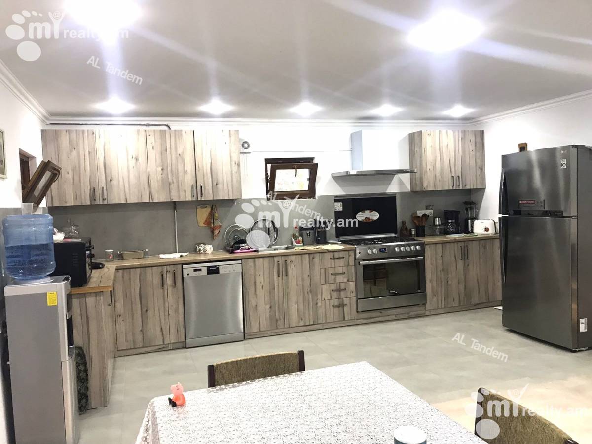 Առանձնատուն  Պտղնի, Պտղնի Կոտայք, 124070