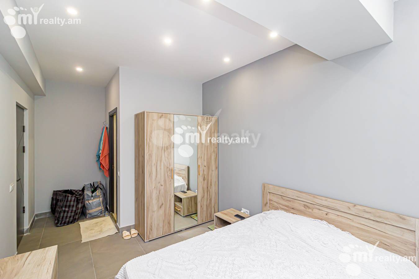 Снять 3 комнатную квартиру Арабкир 35ый ул, Арабкир Ереван, 154244