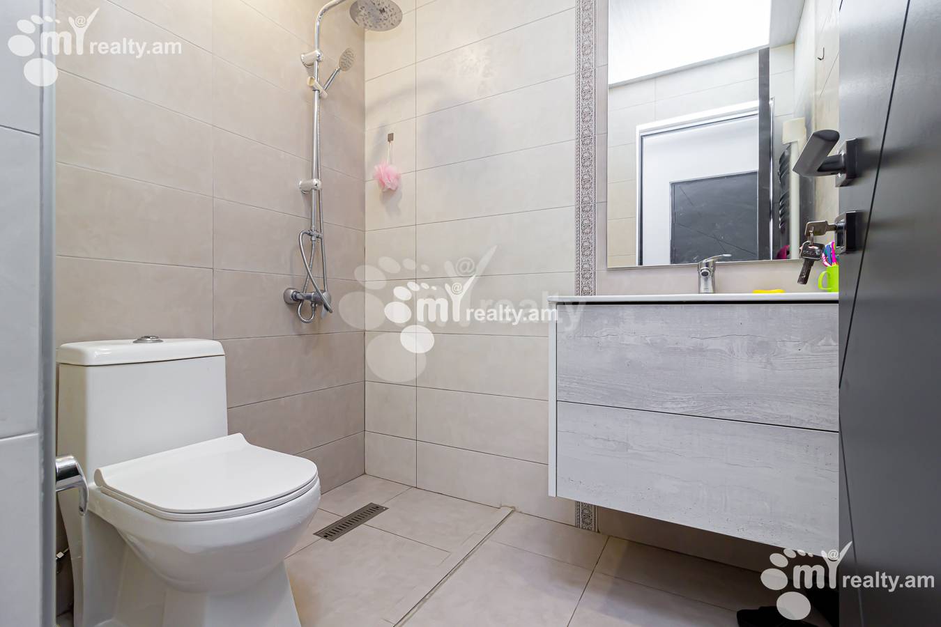 Снять 3 комнатную квартиру Арабкир 35ый ул, Арабкир Ереван, 154244