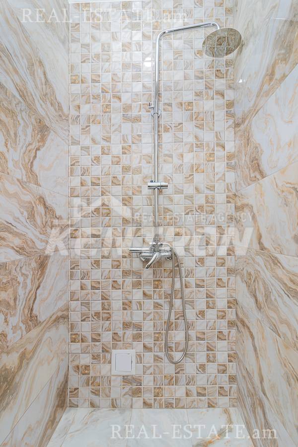 3 սենյականոց բնակարան  Վ.Փափազյան փող, Արաբկիր Երևան, 143376