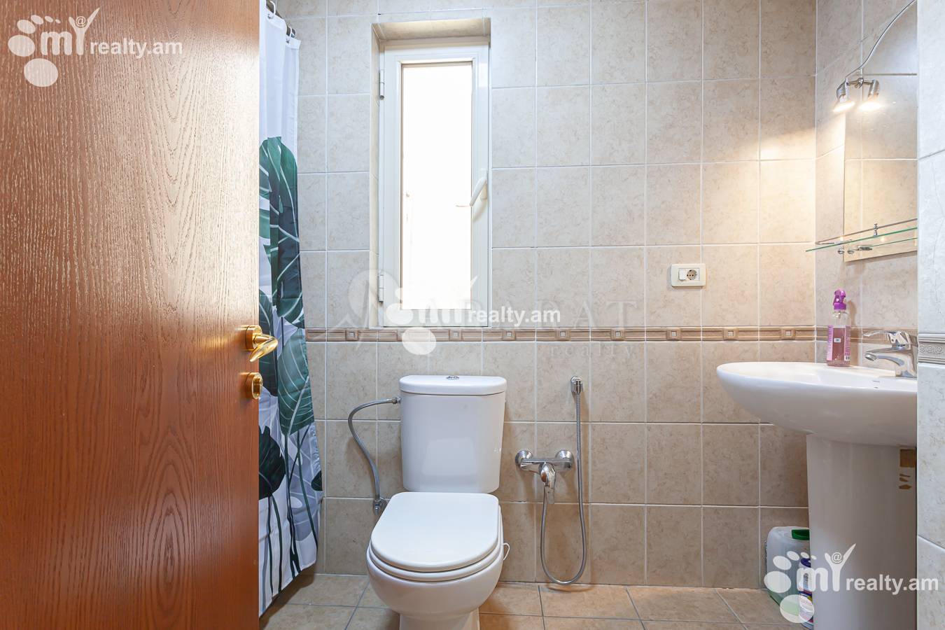 2 bedroom apartment for rent Koghbatsi St, Center Yerevan, 157113