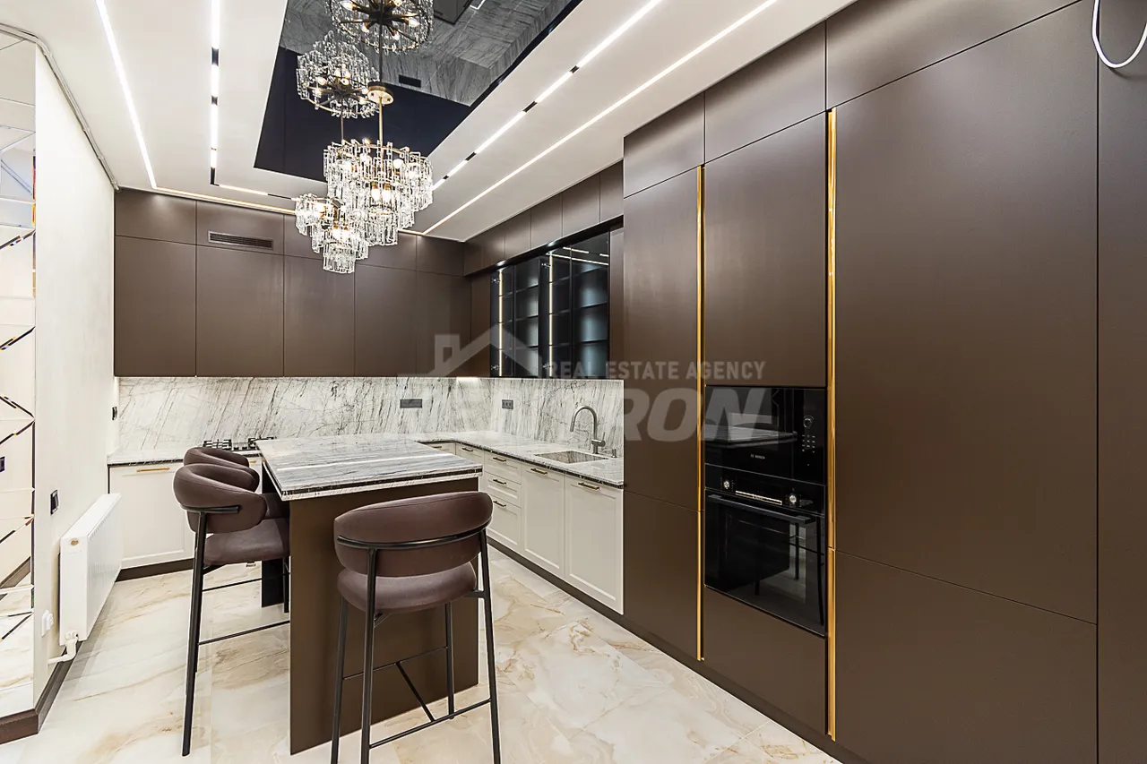 3 bedroom apartment for sale خیابان 8 نورک, نورک ماراش ایروان, 159401