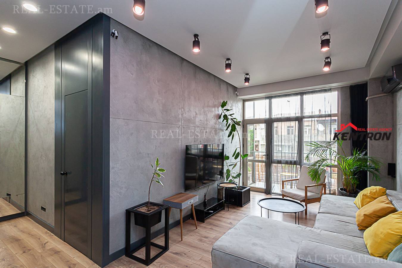 2 bedroom apartment for sale Antarayin St, Center Yerevan, 135837