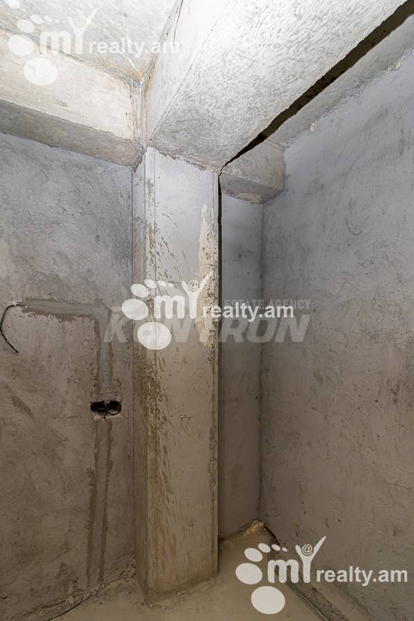 Купить 2 комнатную квартиру Антараин ул, Центр Ереван, 153747