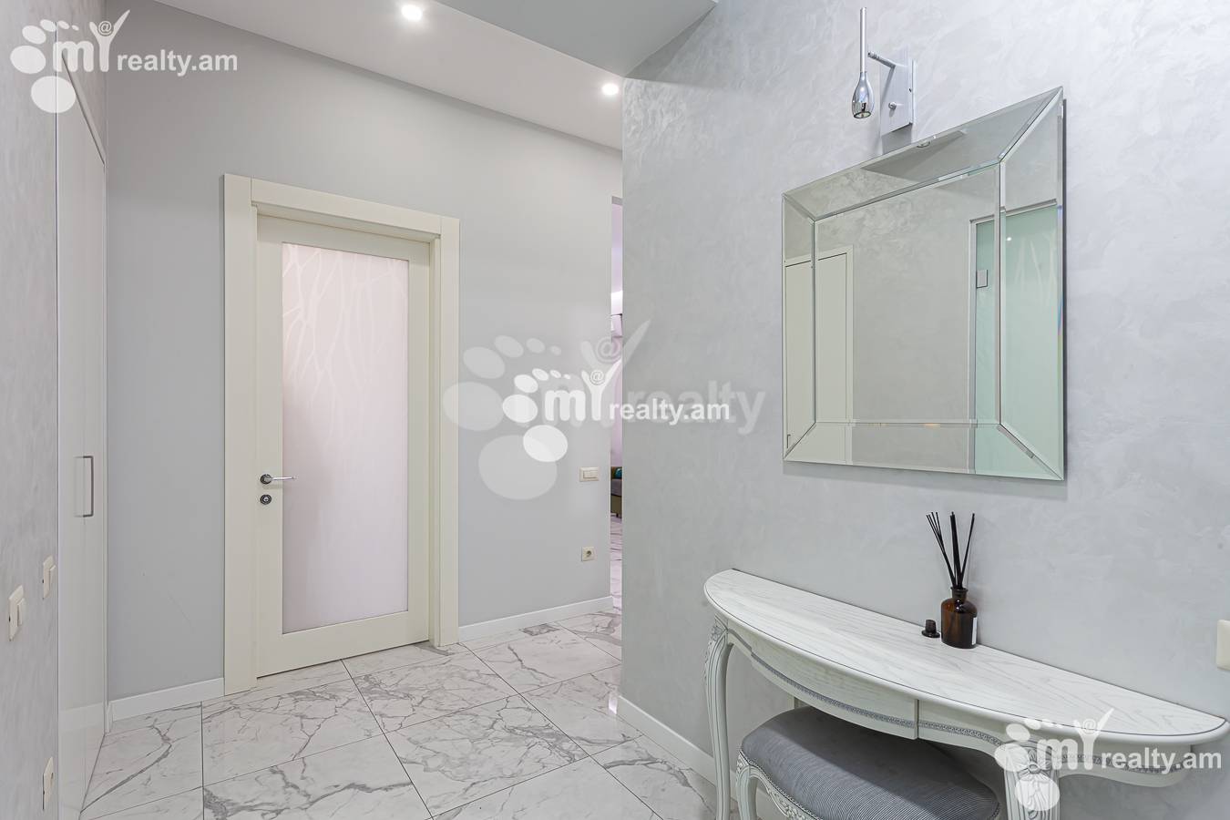 2 սենյականոց բնակարան վարձով Եկմալյան փող, Կենտրոն Երևան, 147739