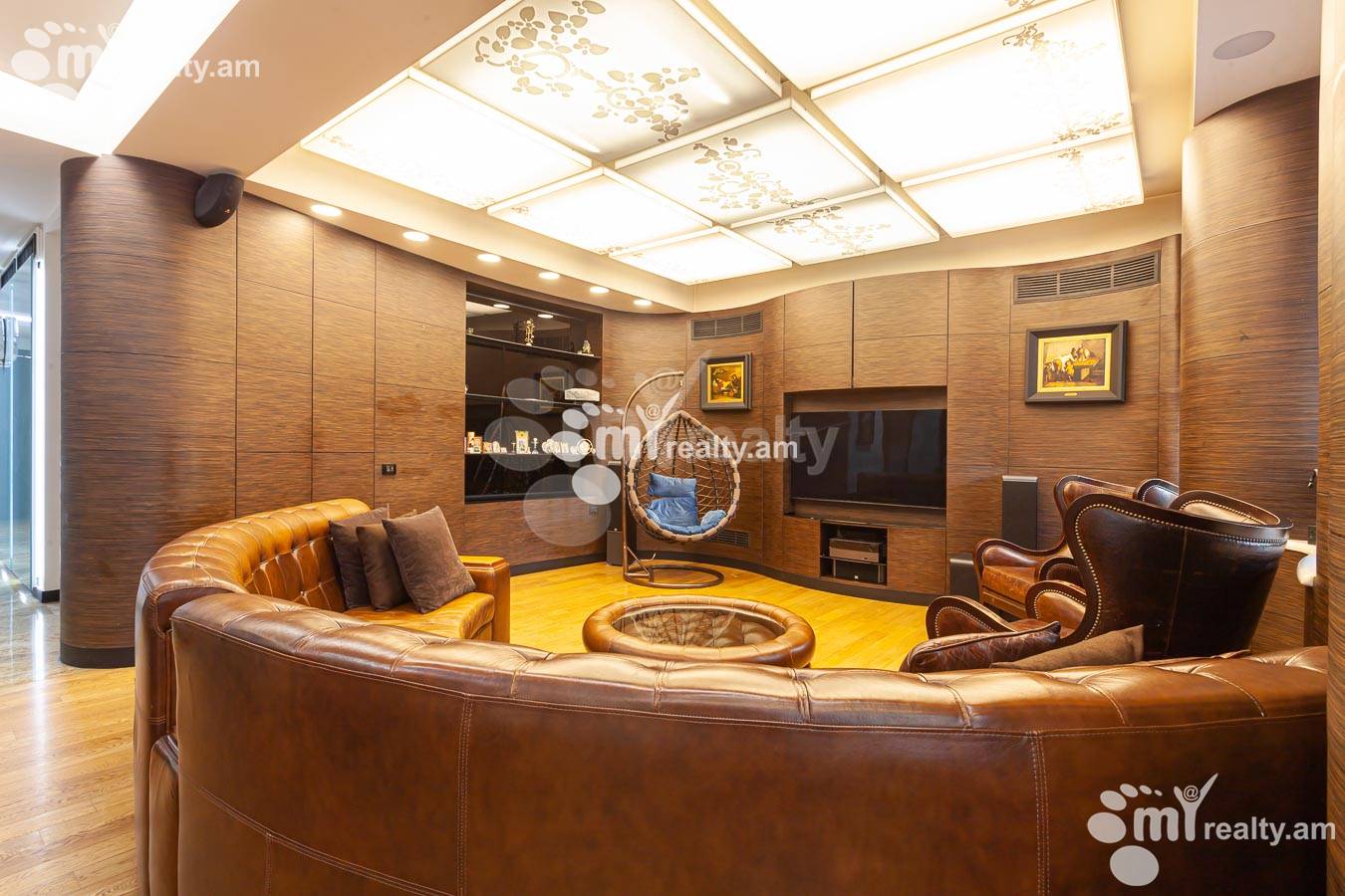 4 սենյականոց բնակարան  Տերյան փող, Կենտրոն Երևան, 155295