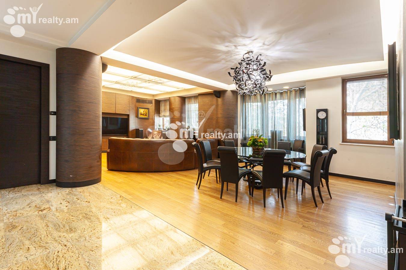 4 սենյականոց բնակարան  Տերյան փող, Կենտրոն Երևան, 155295