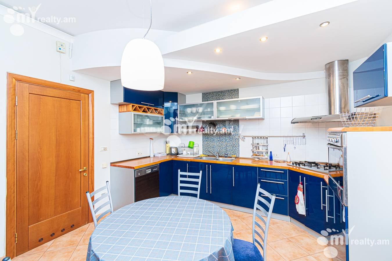 5 bedroom apartment for sale A.Manukyan St, Center Yerevan, 151945