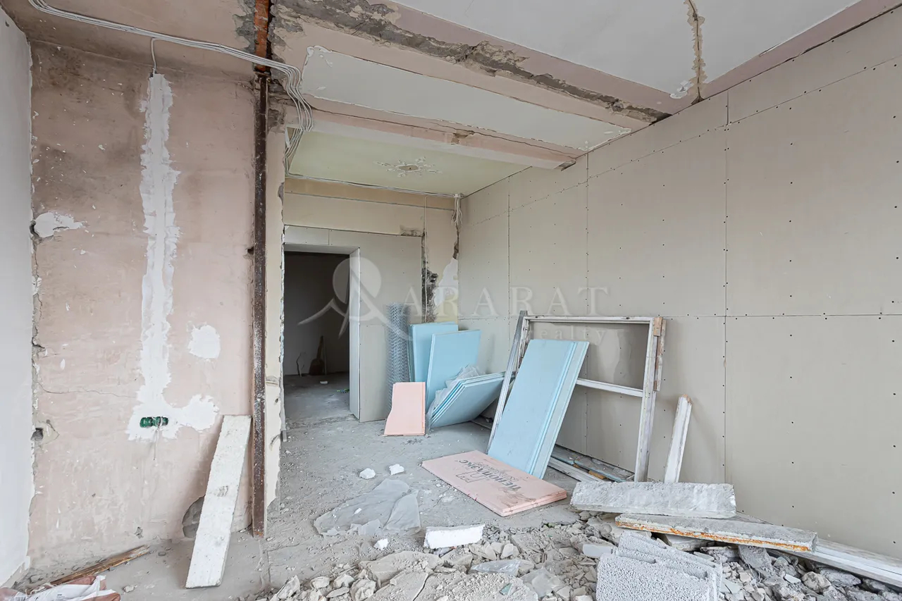 5 bedroom apartment for sale Komitas Ave, Arabkir Yerevan, 158188