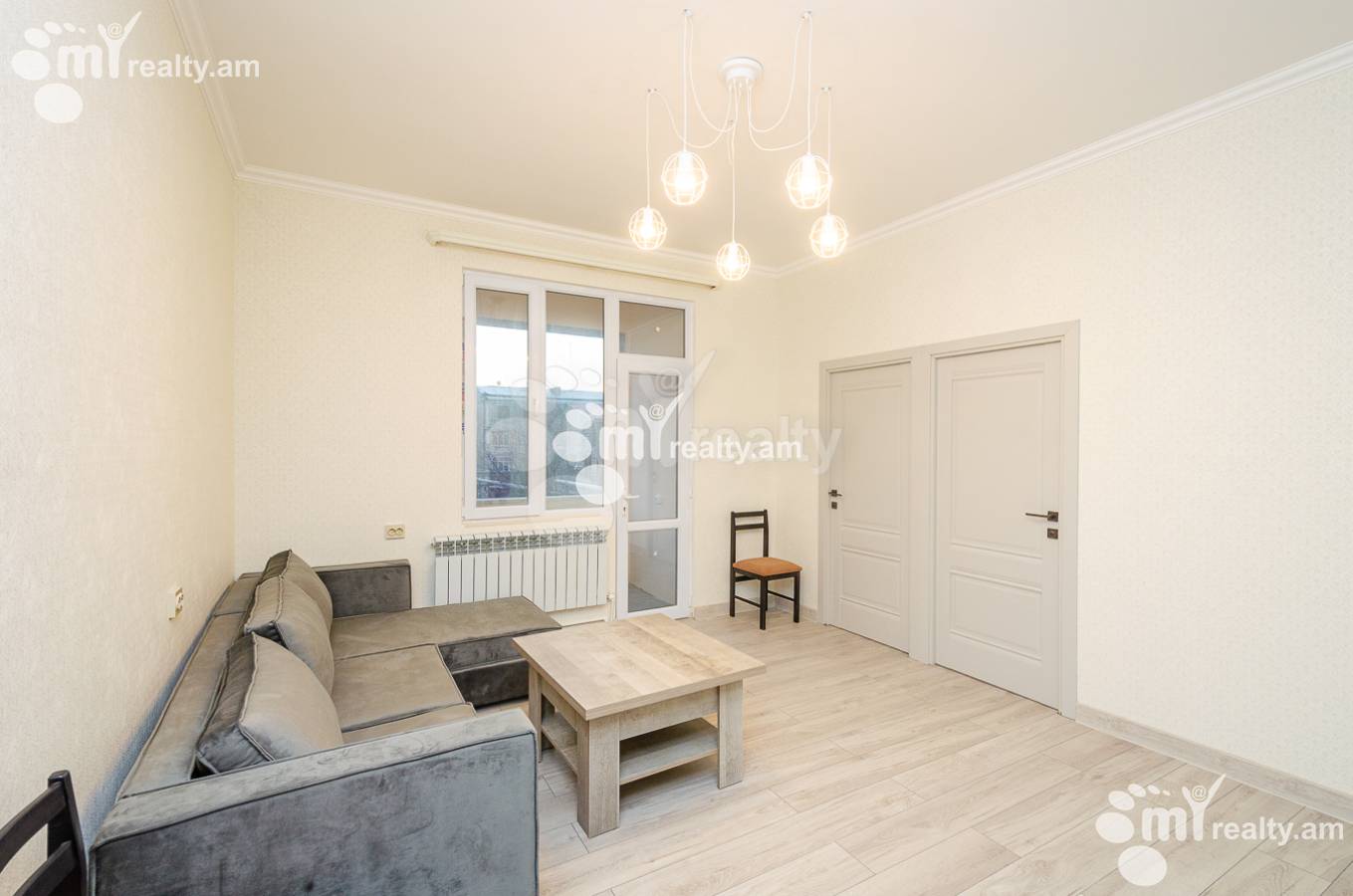 3 սենյականոց բնակարան  Արզումանյան փող, Աջափնյակ Երևան, 152039