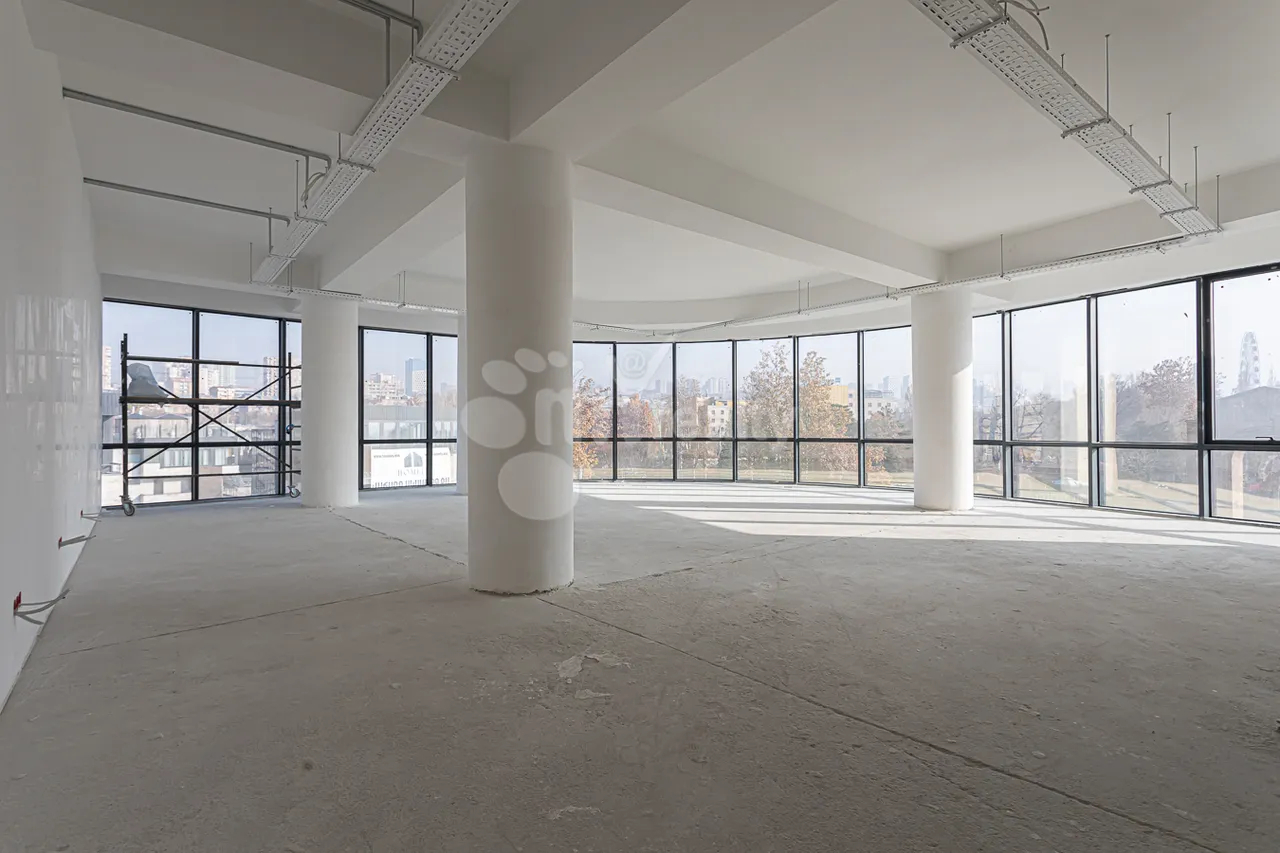 Commercial property for rent Azatutyan Ave, Arabkir Yerevan, 158322