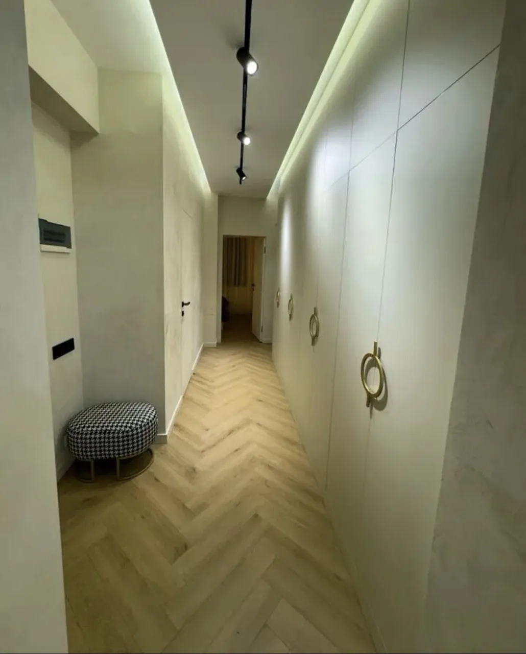 3 bedroom apartment for sale خیابان واردانانتس, مرکز شهر ایروان, 159114