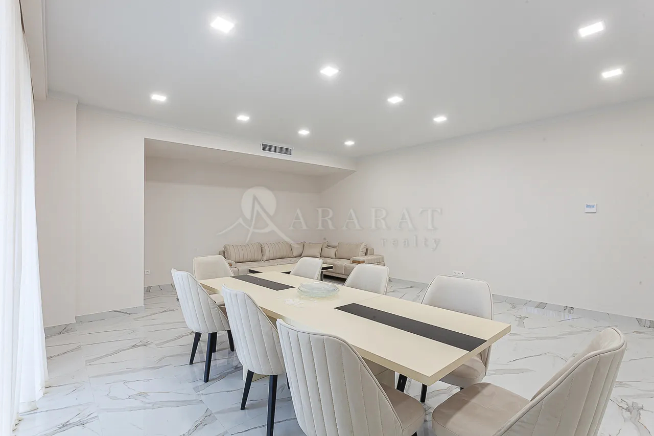 4 սենյականոց բնակարան վարձով Բուզանդի փող, Կենտրոն Երևան, 158868