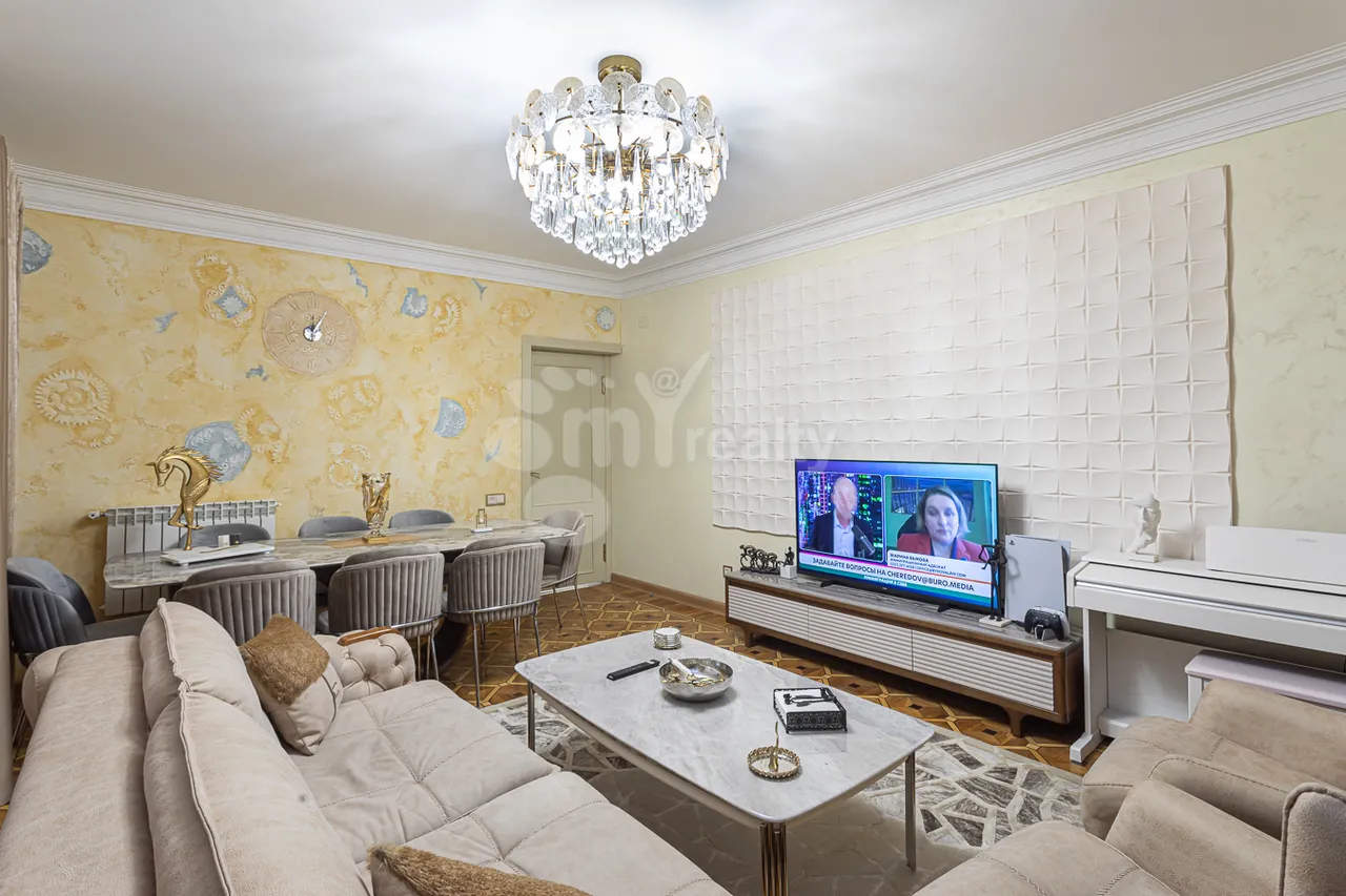 3 bedroom apartment for sale E. Qochar St, Center Yerevan, 159487