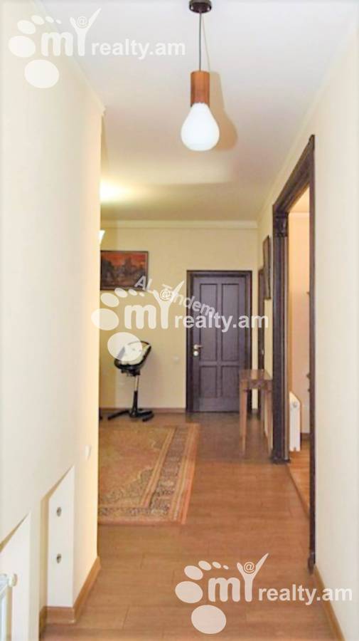 4 bedroom apartment for sale Aram St, Center Yerevan, 129127