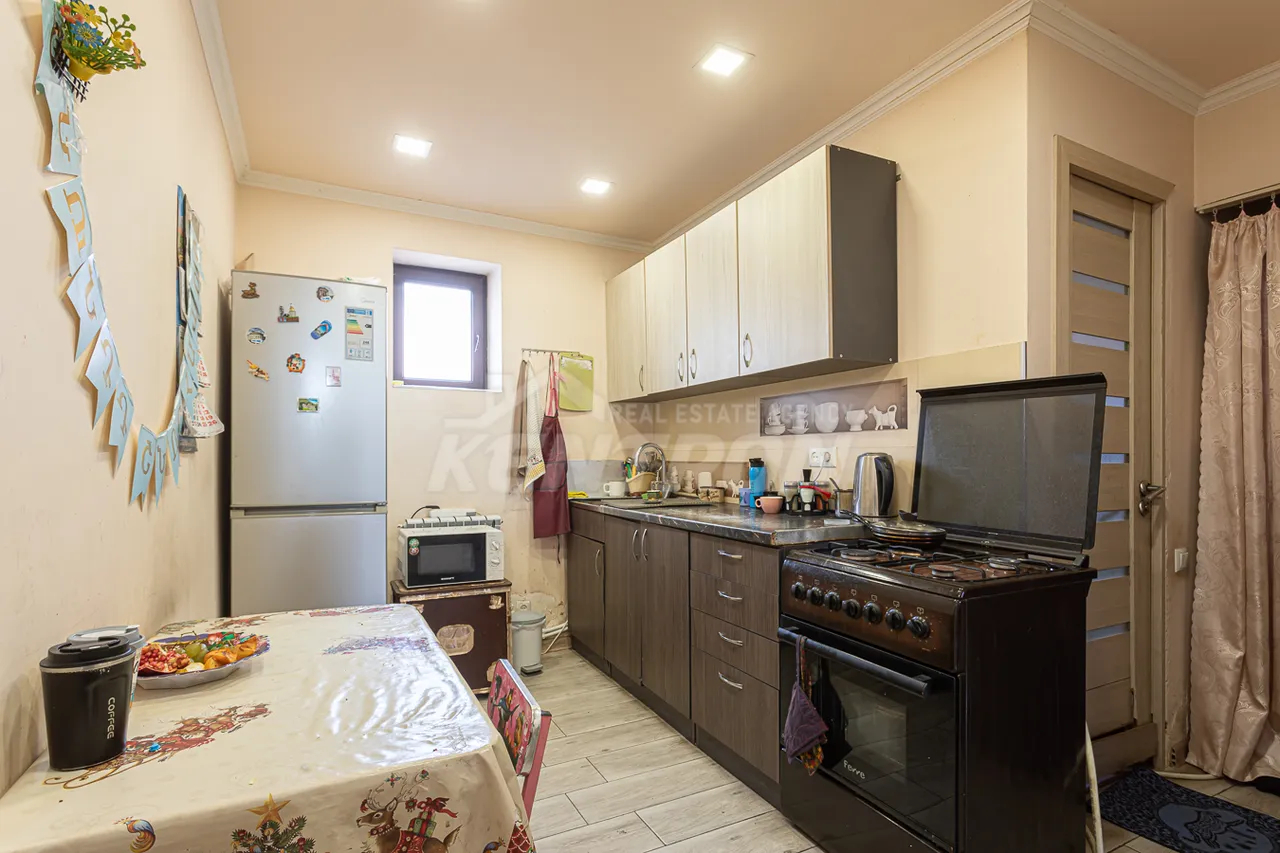 House for sale Paruyr Sevak dis. 1st street, Avan Yerevan, 158500