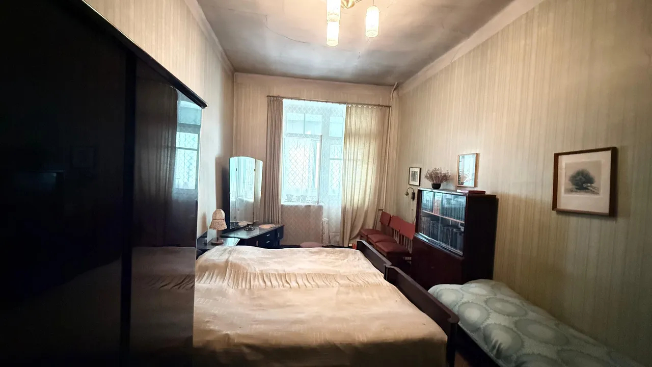 3 bedroom apartment for sale Abovyan St, Center Yerevan, 158997