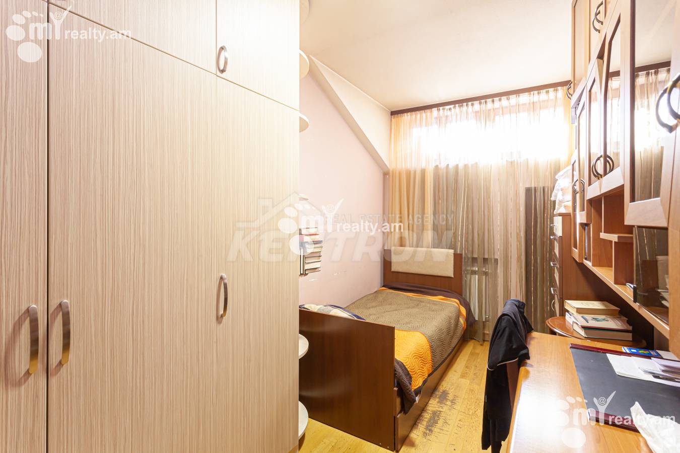 6 bedroom apartment for sale Aram St side, Center Yerevan, 154609