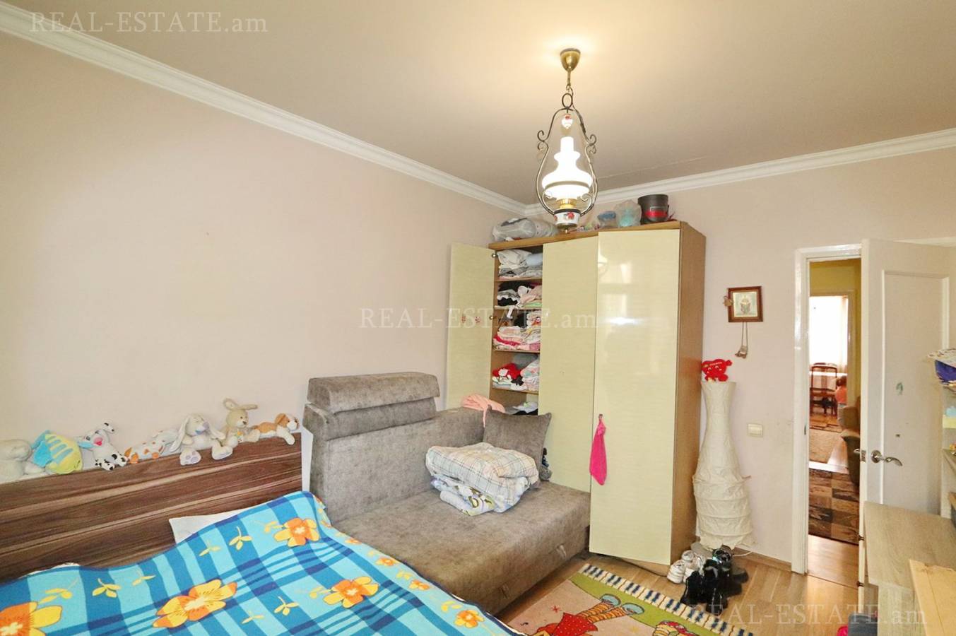 3 bedroom apartment for sale Saryan St, Center Yerevan, 136445