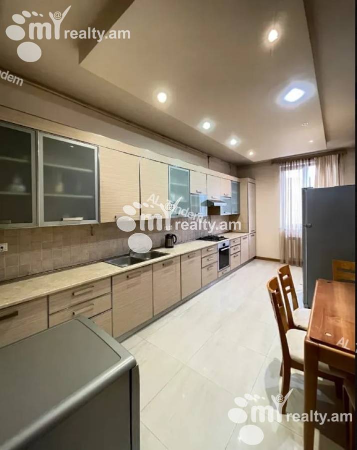4 bedroom apartment for sale خیابان سایات نووآ, مرکز شهر ایروان, 147802