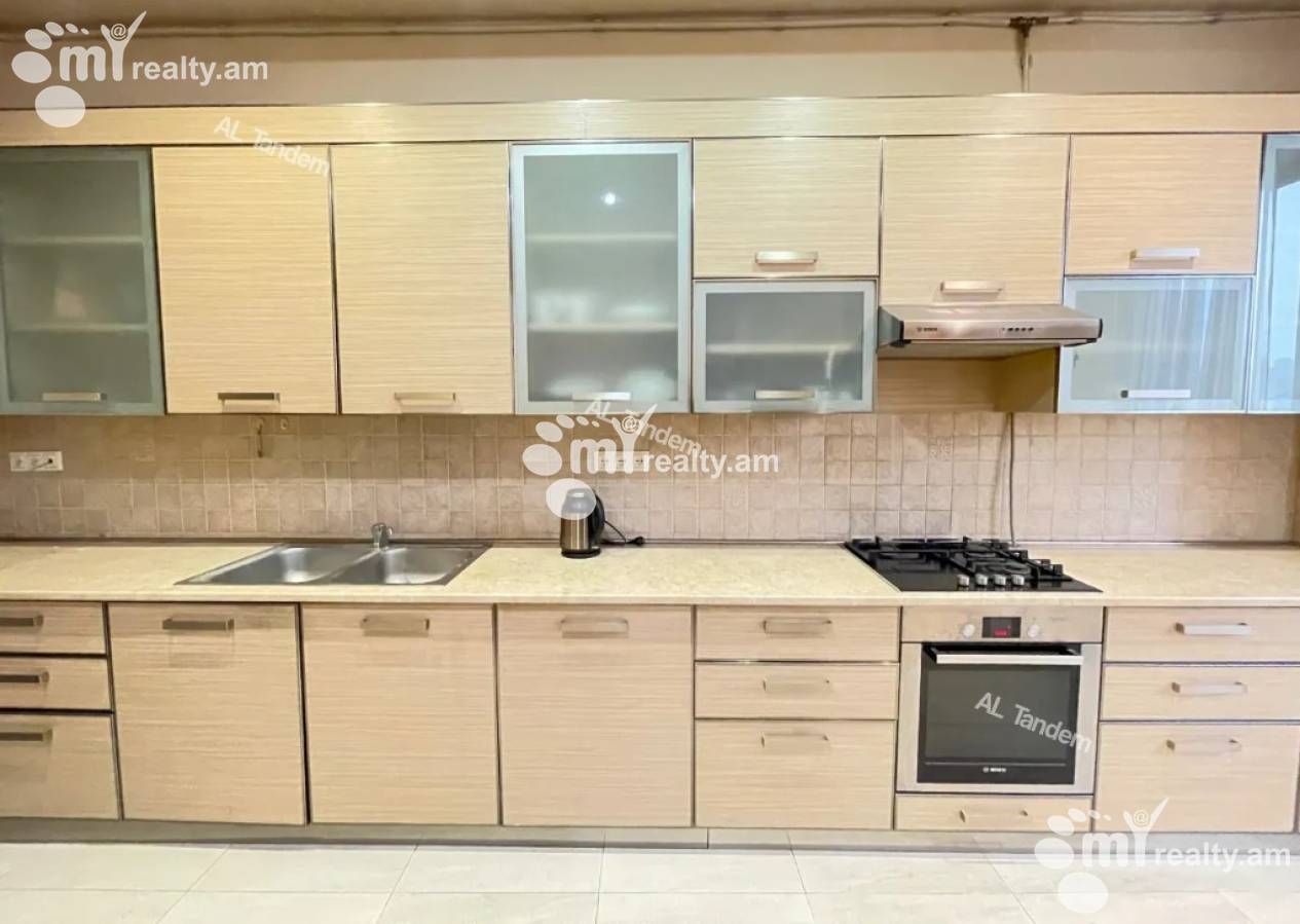 4 bedroom apartment for sale خیابان سایات نووآ, مرکز شهر ایروان, 147802