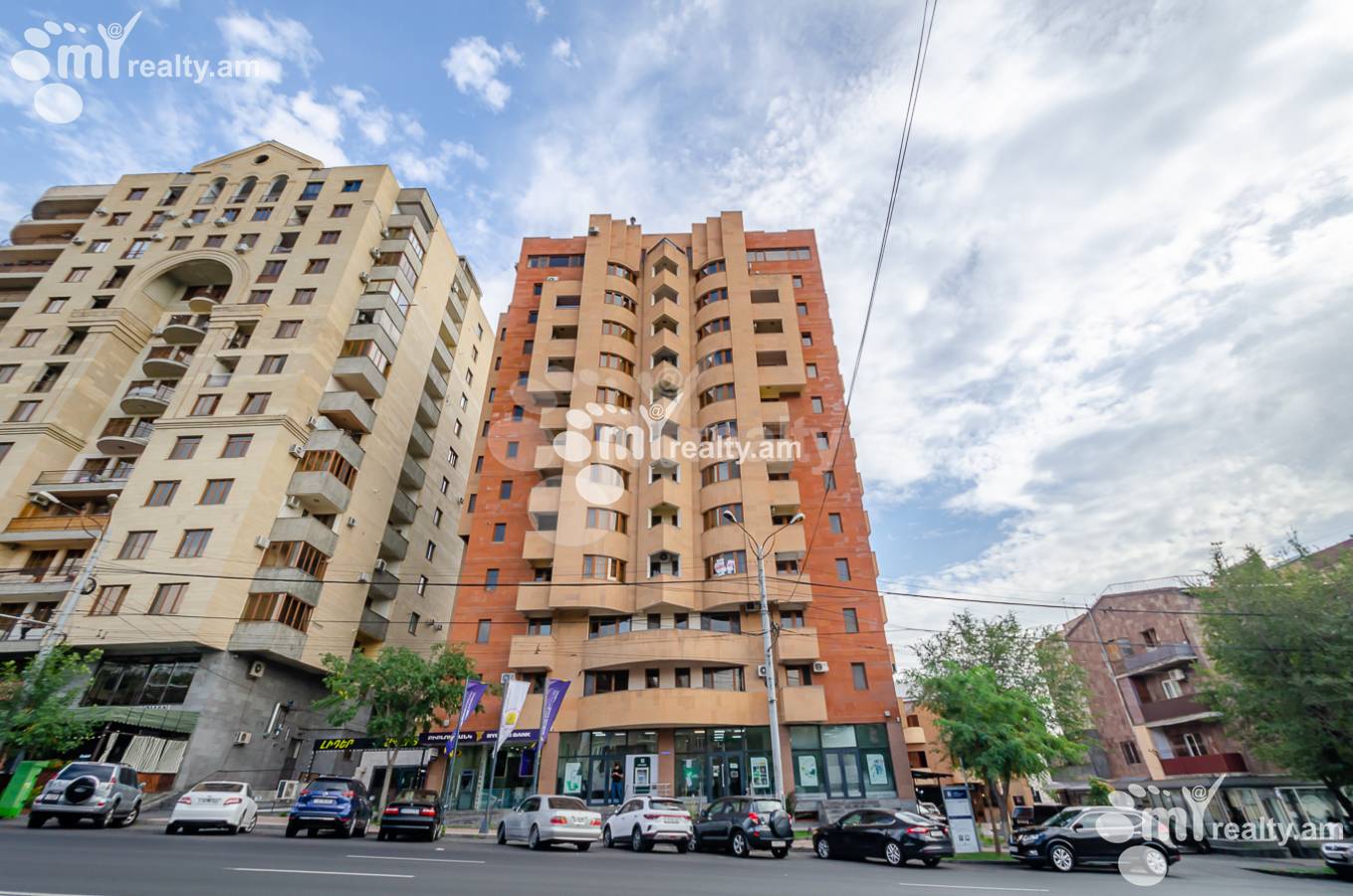 4 սենյականոց բնակարան  Կոմիտասի պող, Արաբկիր Երևան, 153021