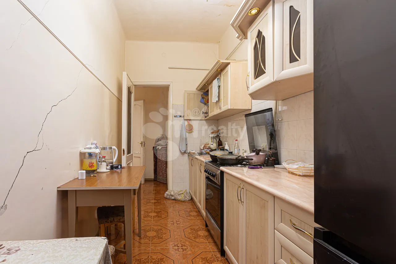 3 bedroom apartment for sale Tigran Mets Ave, Center Yerevan, 157732