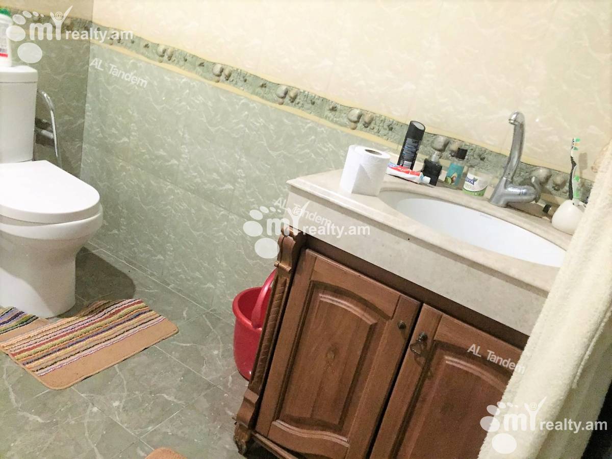 4 bedroom apartment for sale Azatutyan Ave, Arabkir Yerevan, 124007