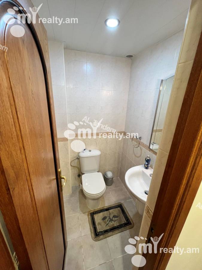 Снять 3 комнатную квартиру Мгер Мкртчян ул, Центр Ереван, 122518