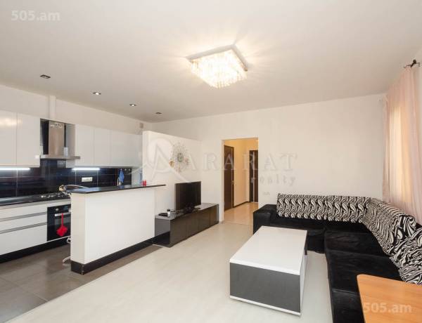 bnakaran/3-senyakanoc/Bryusov+St/Center/Yerevan