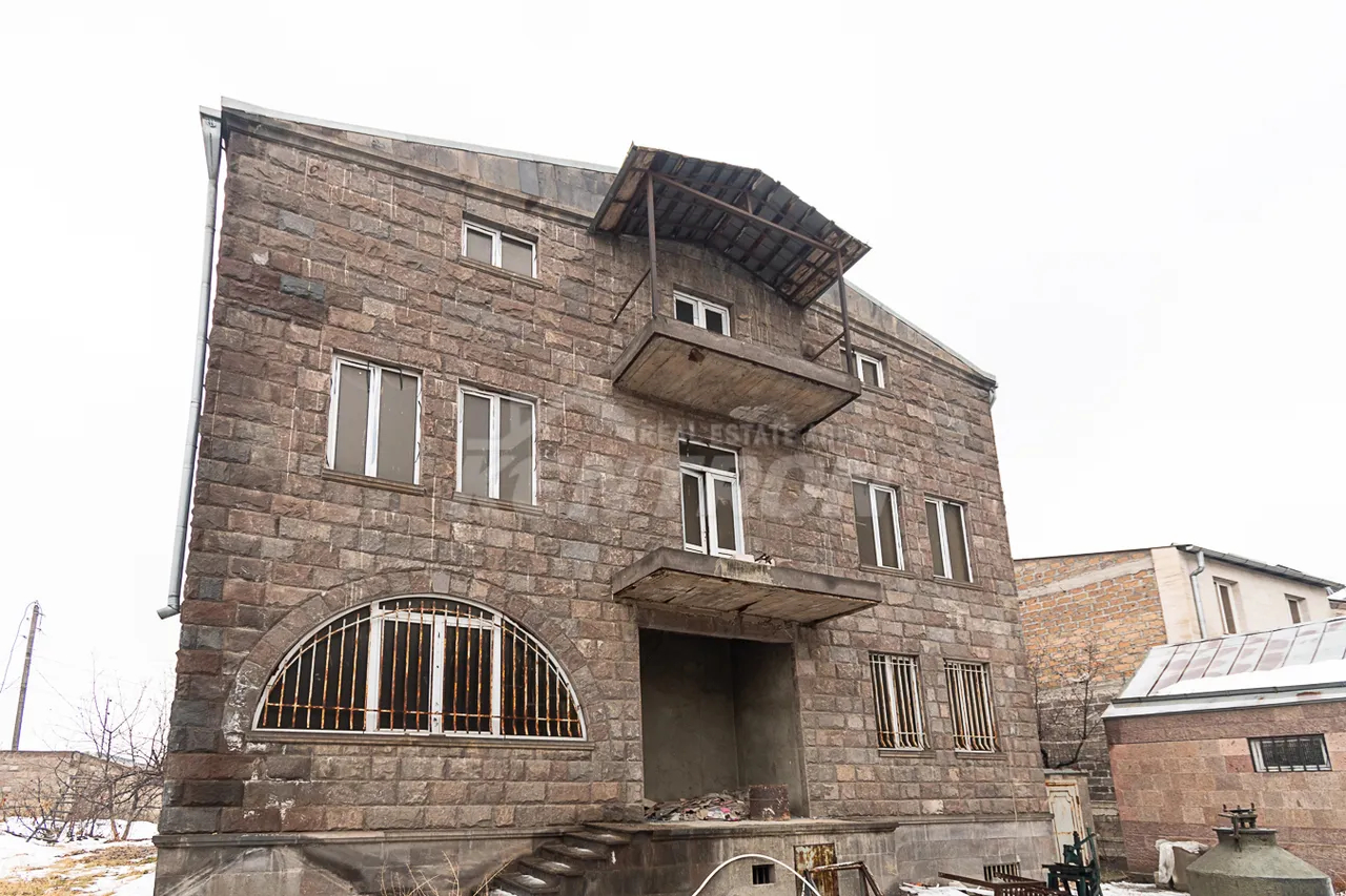 Առանձնատուն  Էրեբունու փող., Էրեբունի Երևան, 159290