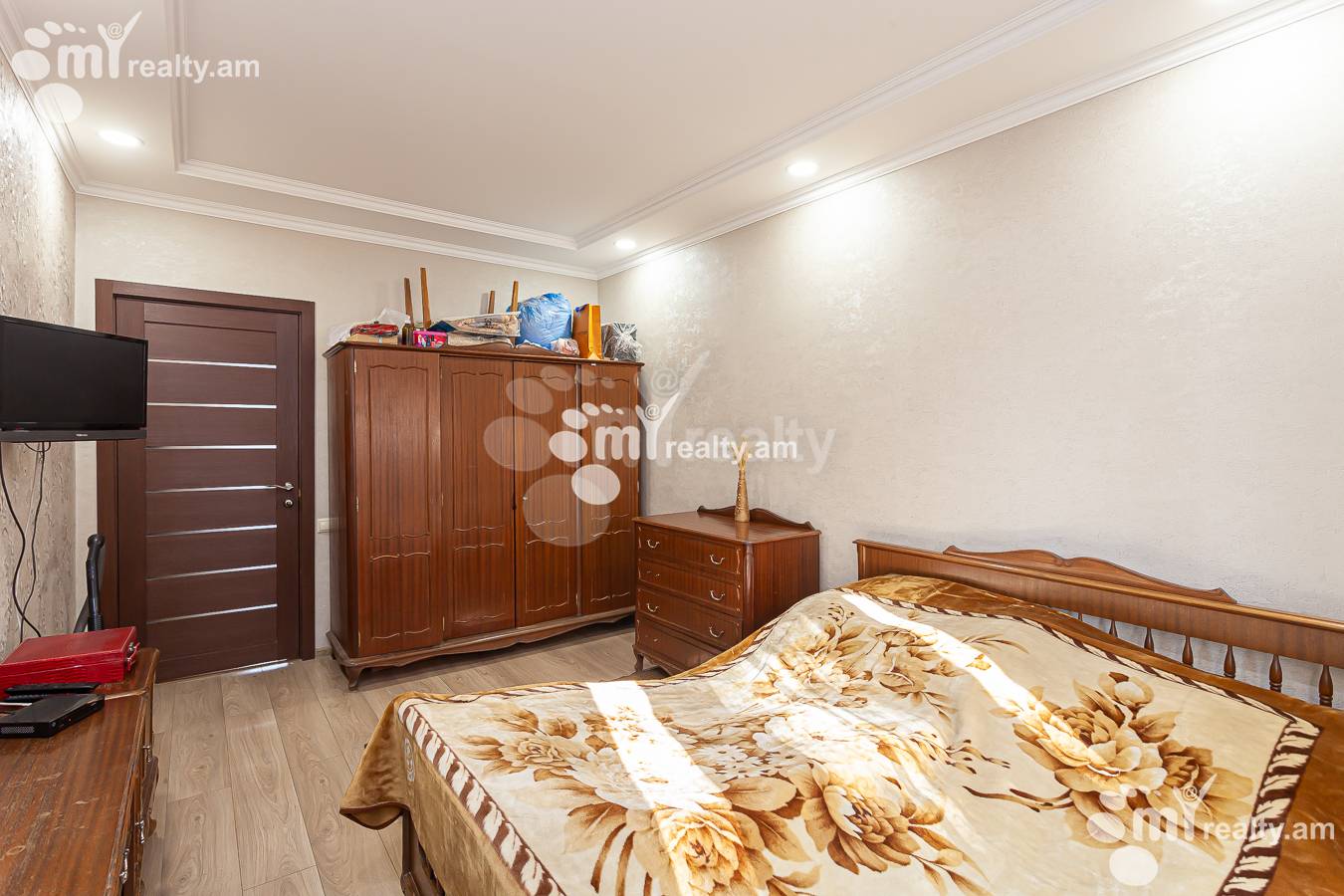 3 bedroom apartment for sale M.Khorenatsi St, Center Yerevan, 150501