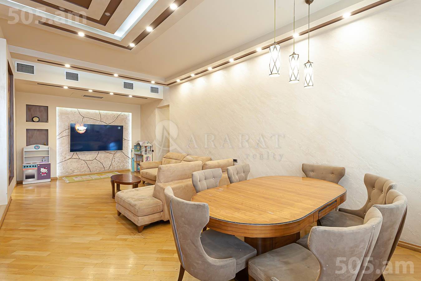 3 bedroom apartment for sale خیابان پارونیان, مرکز شهر ایروان, 153344