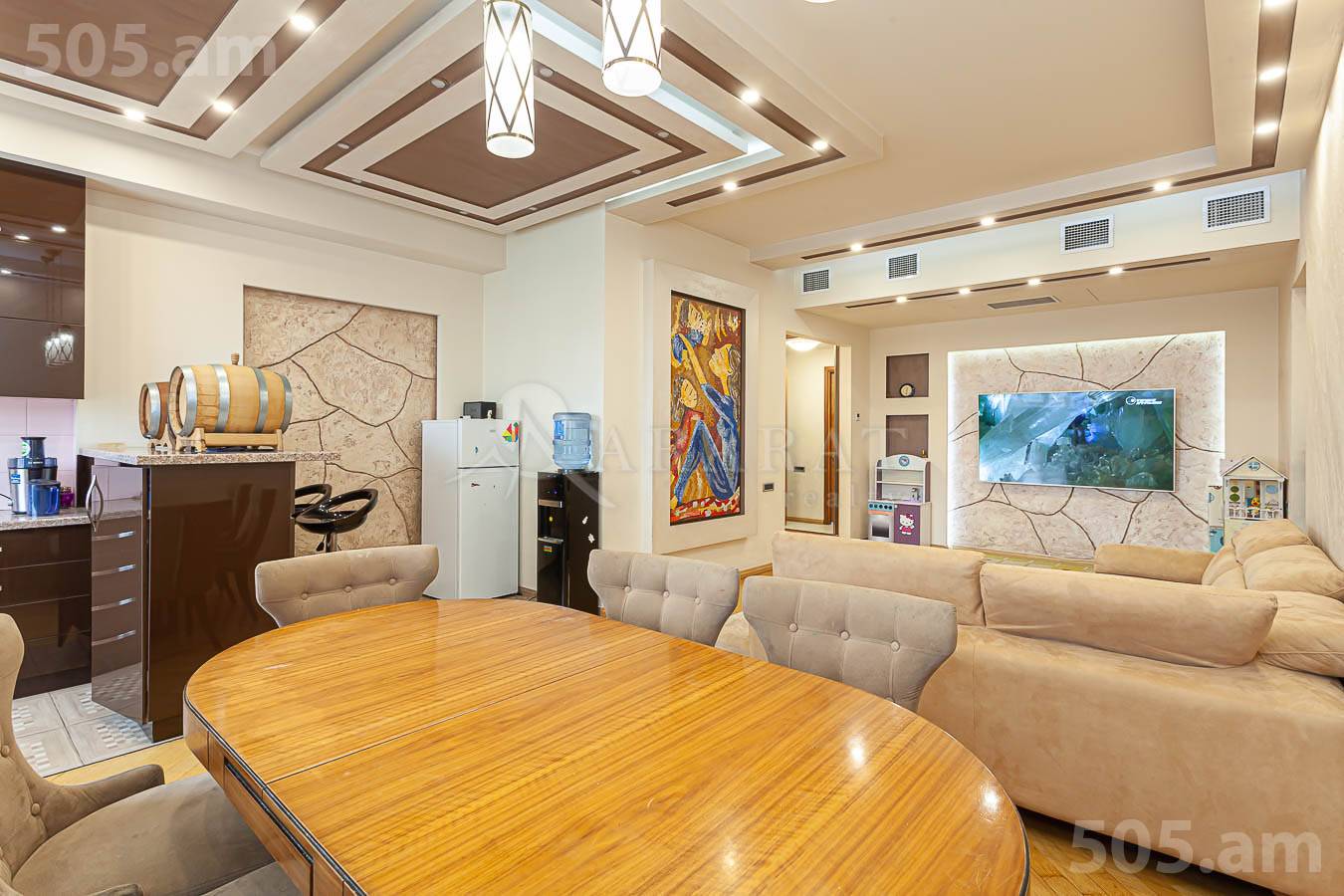 3 bedroom apartment for sale خیابان پارونیان, مرکز شهر ایروان, 153344