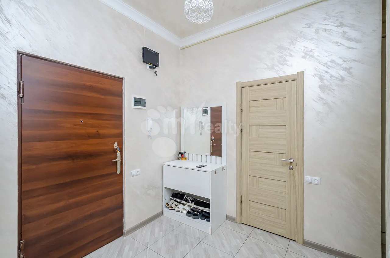 3 սենյականոց բնակարան վարձով Բուզանդի փող, Կենտրոն Երևան, 161518
