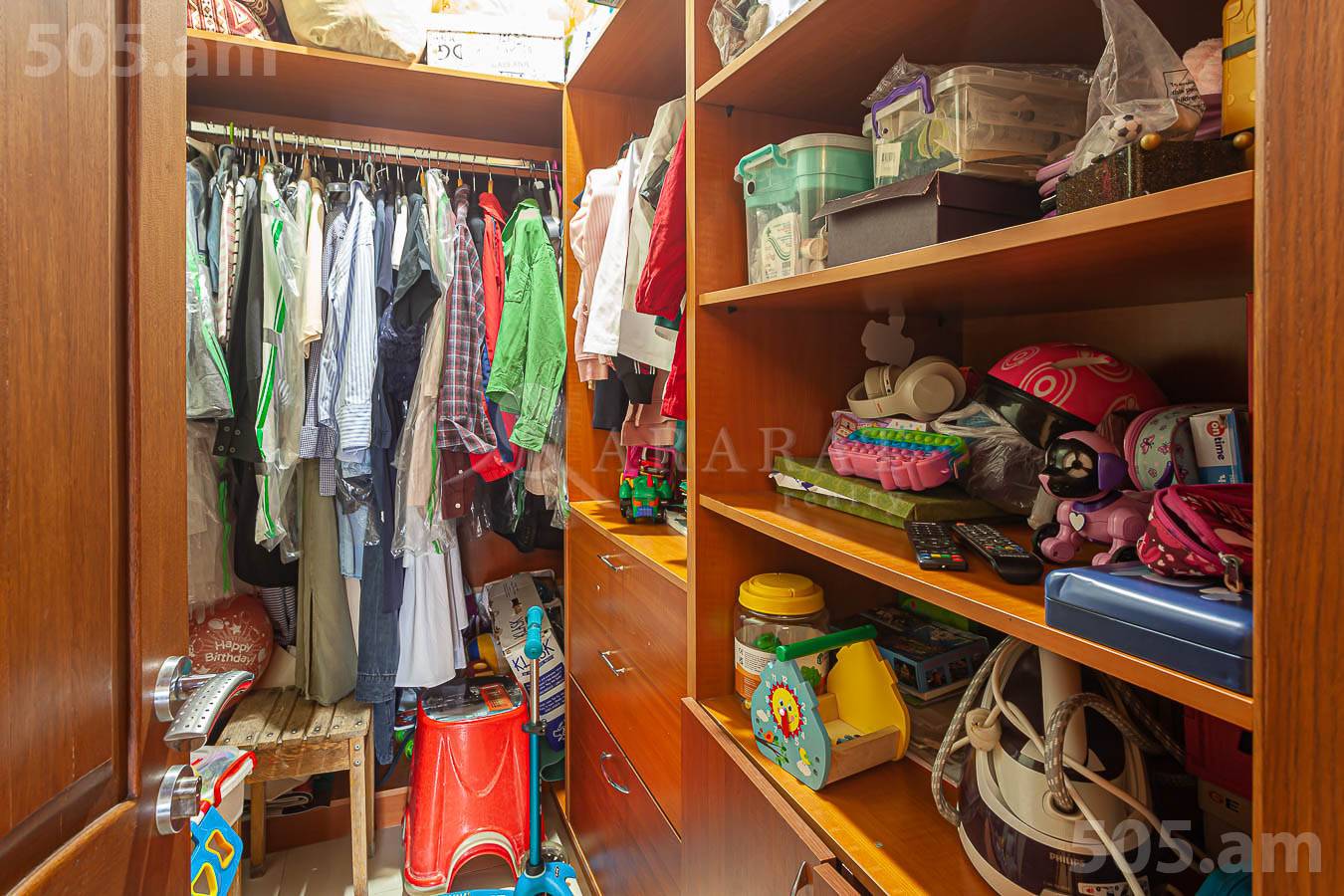 3 bedroom apartment for sale خیابان پارونیان, مرکز شهر ایروان, 153344