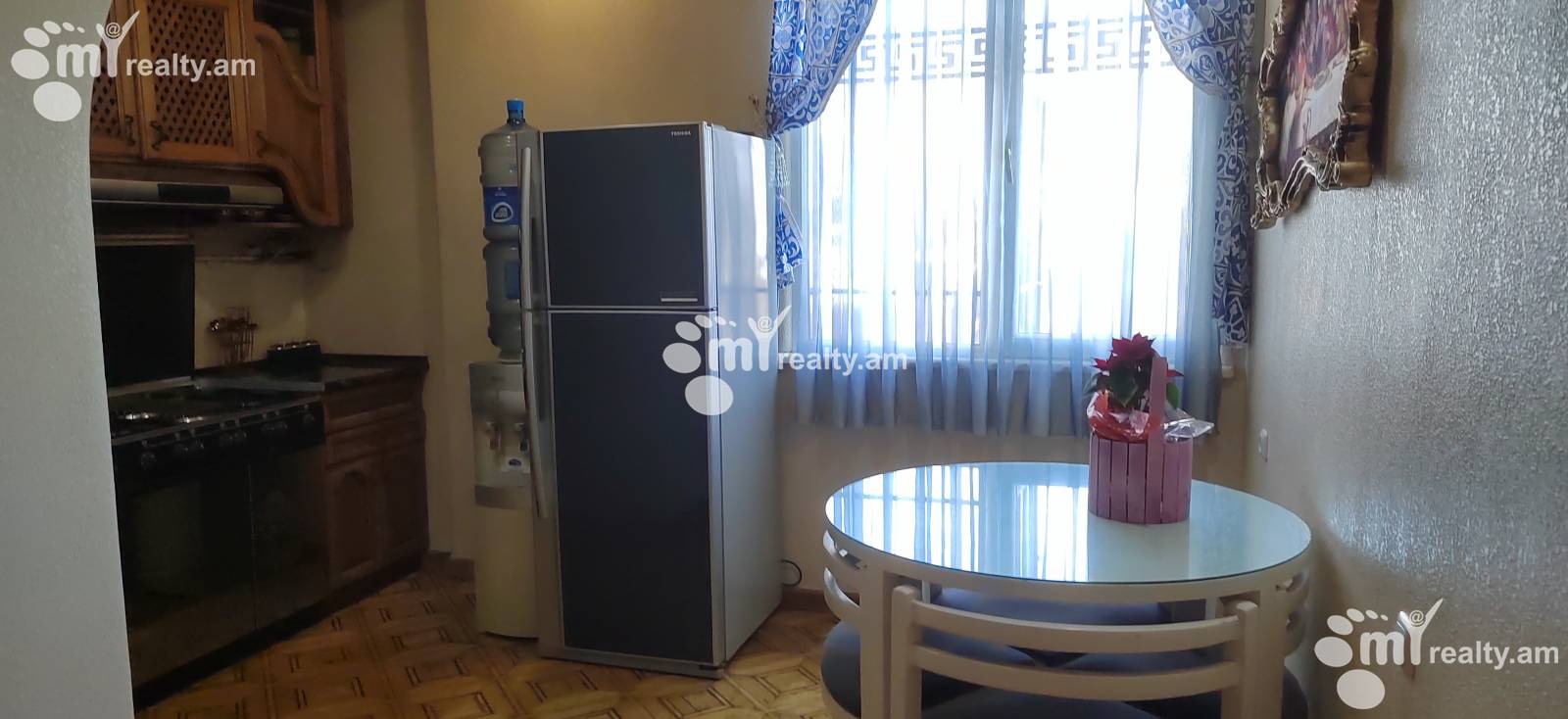 2 սենյականոց բնակարան  Մաշտոցի պող, Կենտրոն Երևան, 155513