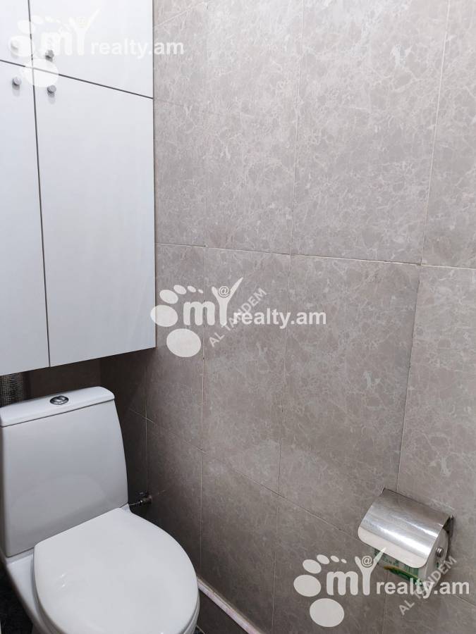 Снять 3 комнатную квартиру Абовян ул, Центр Ереван, 142503