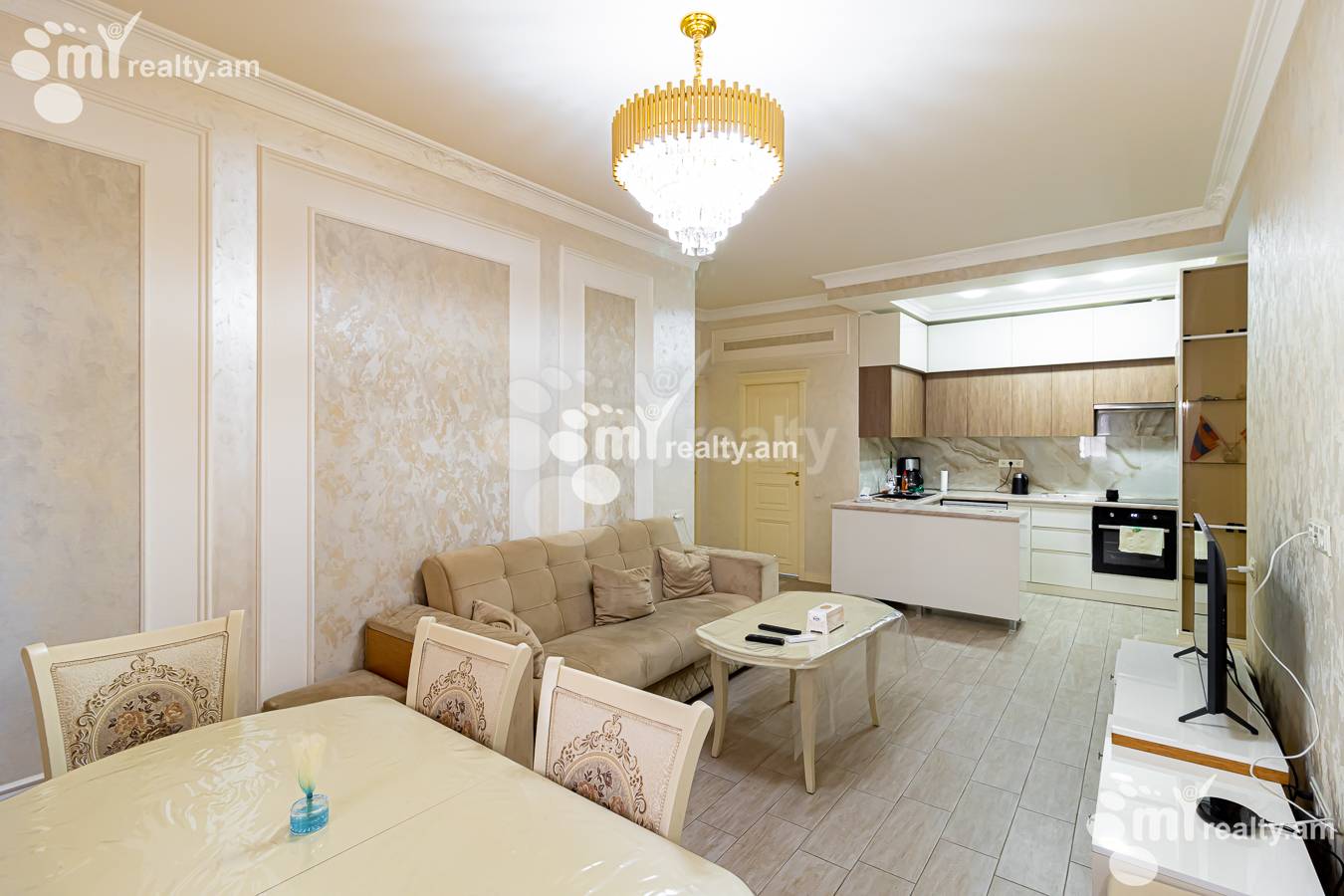 3 bedroom apartment for rent Amiryan St, Center Yerevan, 154485