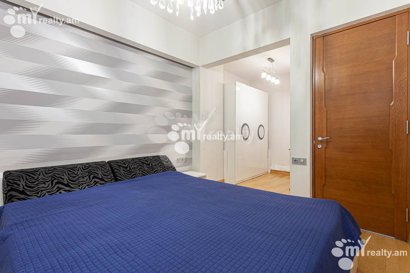 Купить 3 комнатную квартиру Северный пр, Центр Ереван, 152936