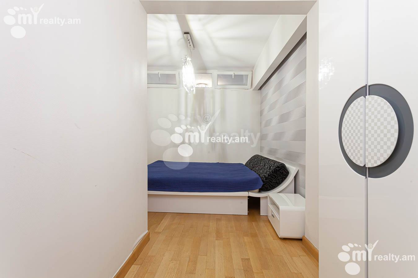 Купить 3 комнатную квартиру Северный пр, Центр Ереван, 152936